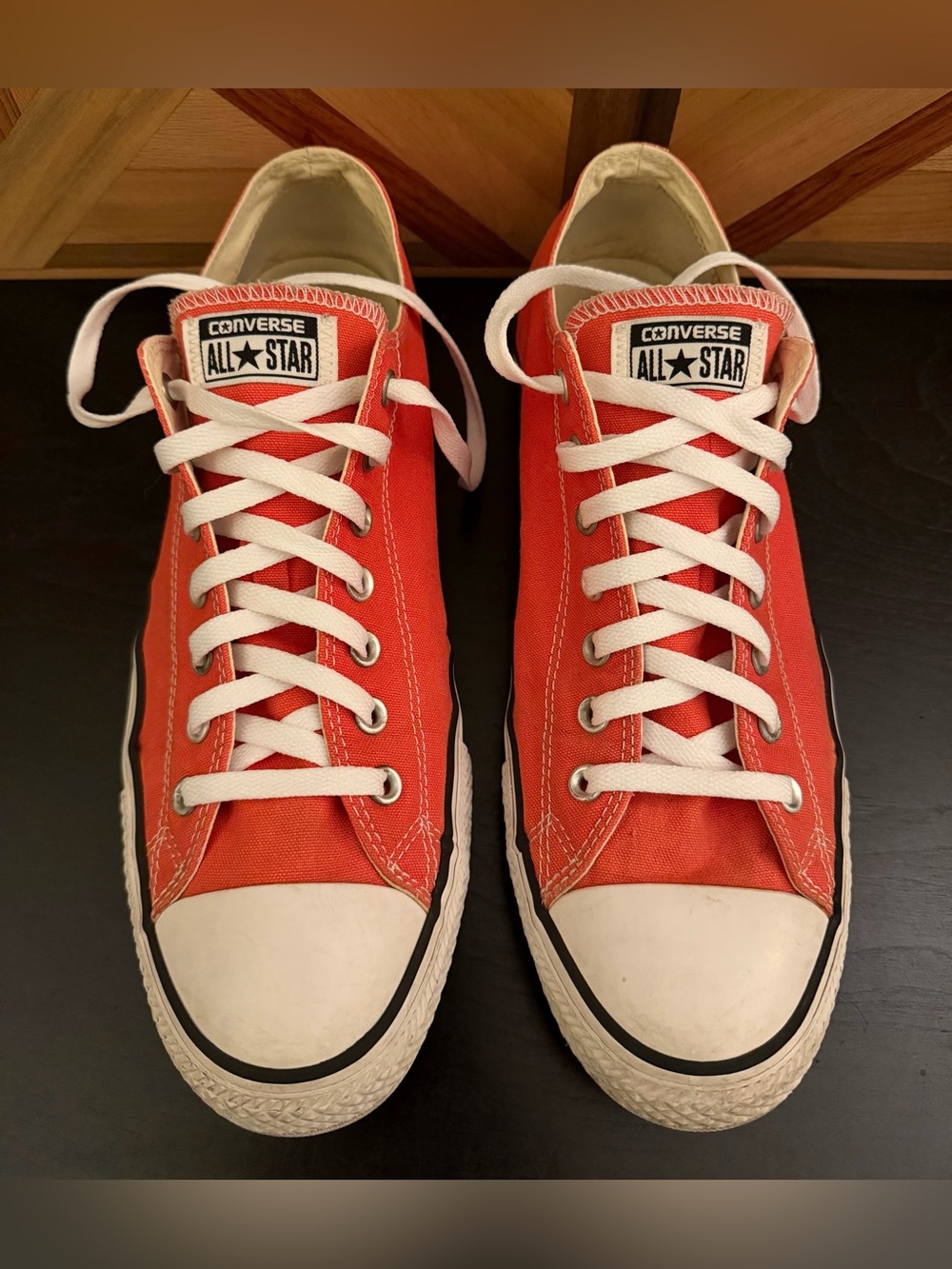 Converse All Stars Orange Low Top Canvas Sneakers 
Men’s size 13